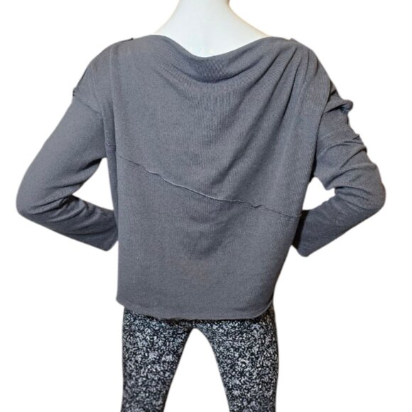 UMGEE Grey Long Sleeved Slouch Off Shoulder Shirt sz M - Picture 8 of 10